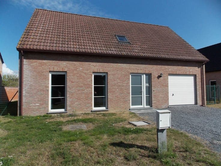 House in Masnuy-St-Jean