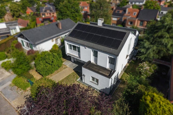 Élégante villa rénovée dans un clos du Chenois - 4CH/2SDB
