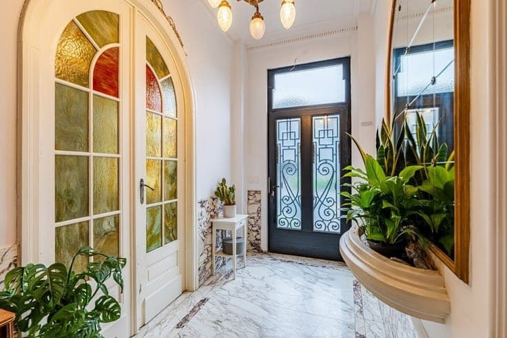 Schaerbeek - Elegant Beaux-Arts-style house with Art Deco in