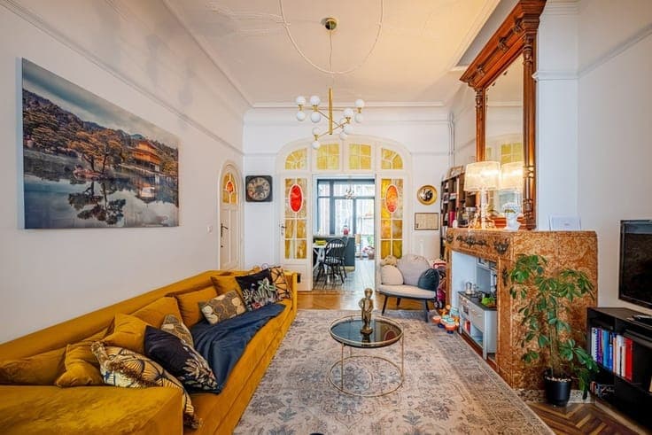 Schaerbeek - Elegant Beaux-Arts-style house with Art Deco in