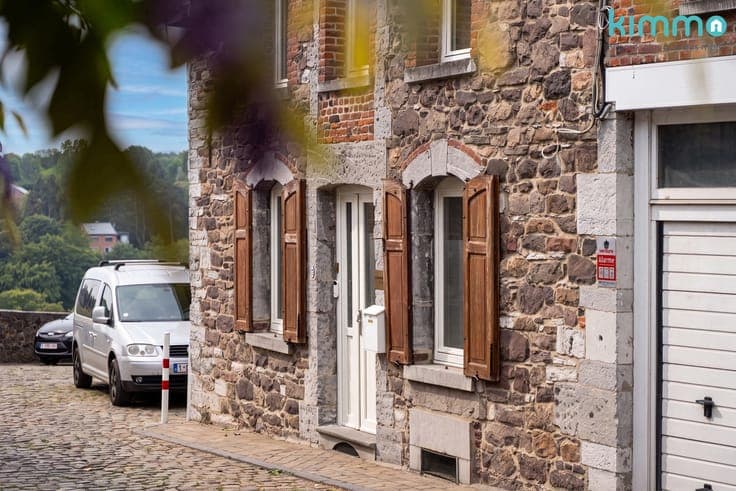 House in Thuin