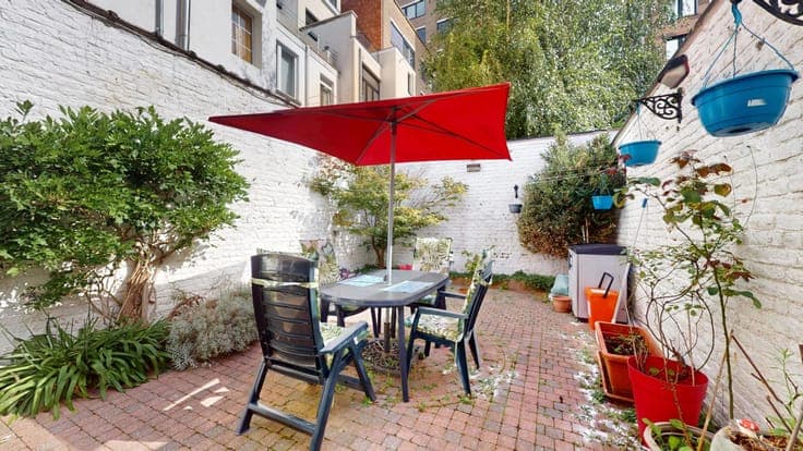 Ideal location - Old-world charm - Terrace