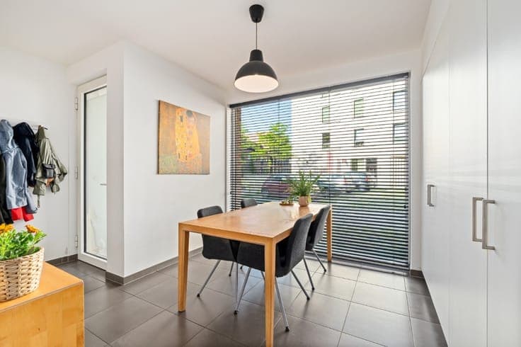 Recent low-energy home with garden, 2 terraces and parking