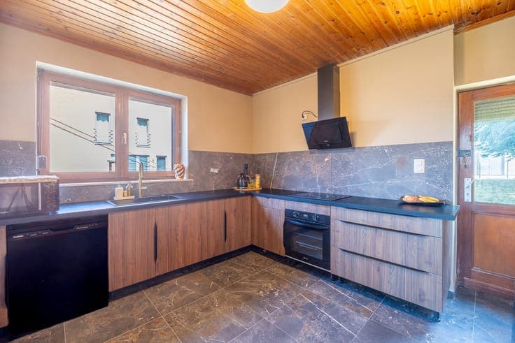 Renovated Former Farmhouse 3 Bedrooms in Estinnes-au-Val