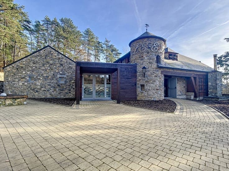 Exceptional retail space in the heart of nature