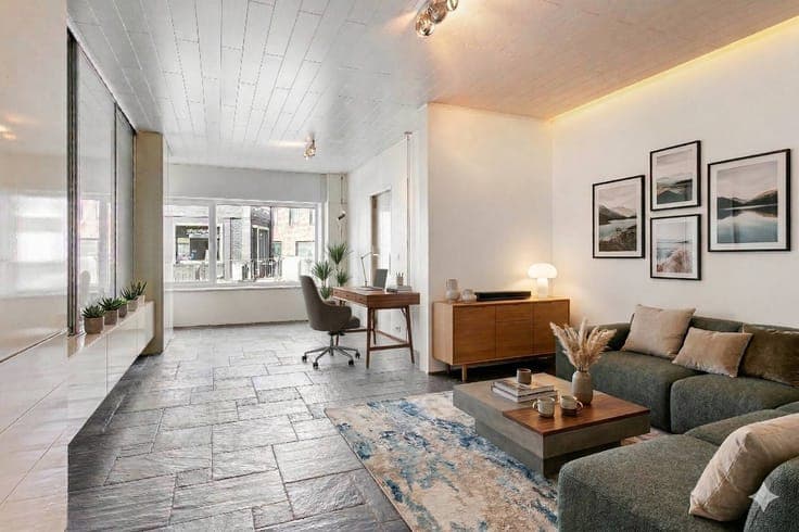 Spacious 5 bedroom home with lovely garden in Roeselare!