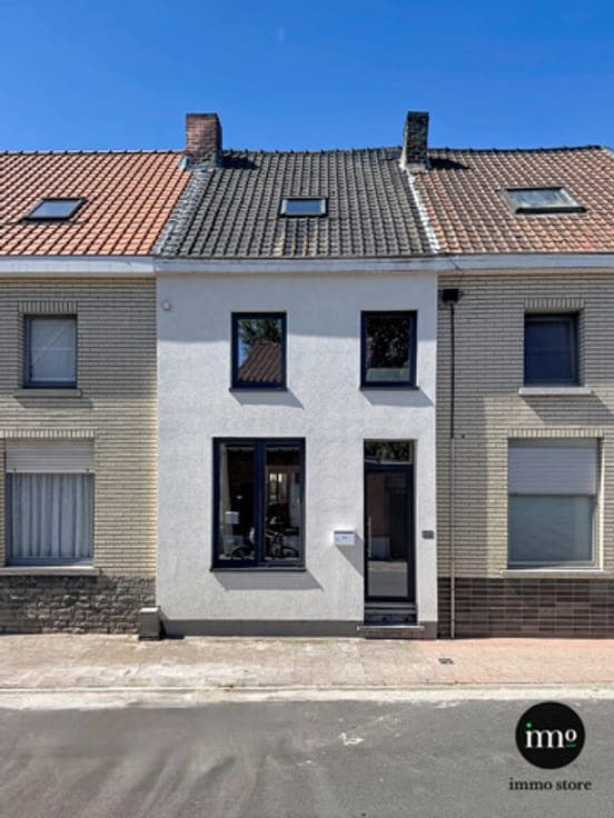 Rijhuis met 3 slaapkamers en ruime tuin te Ternat!