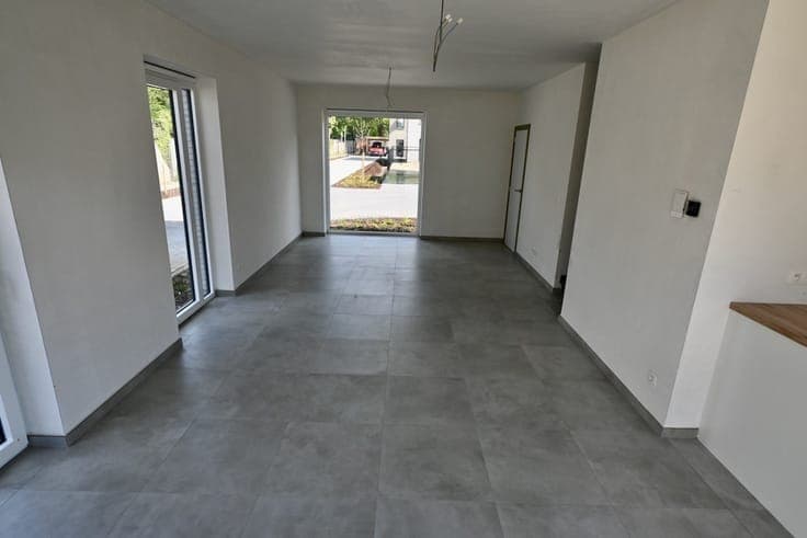 Nieuwbouwwoning in centrum Broechem met 3 slaapkamers !