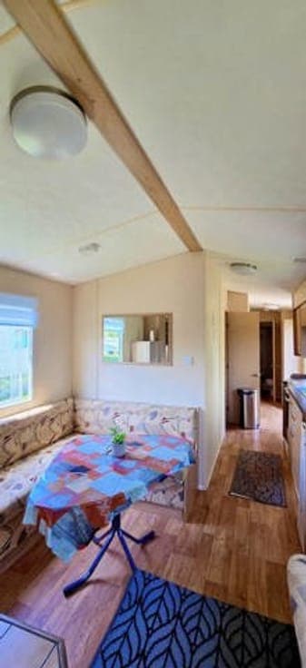 Stunning 3-bedroom mobile home