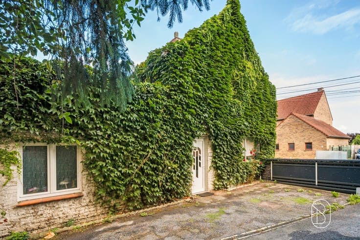 2-Bedroom House in Froyennes