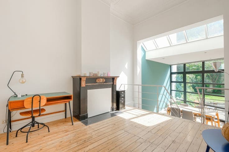 Franz Merjay: Beautiful 4 bedroom house - garden & terraces