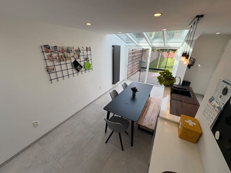 Ready-to-move-in family home with 3 bedrooms and garden