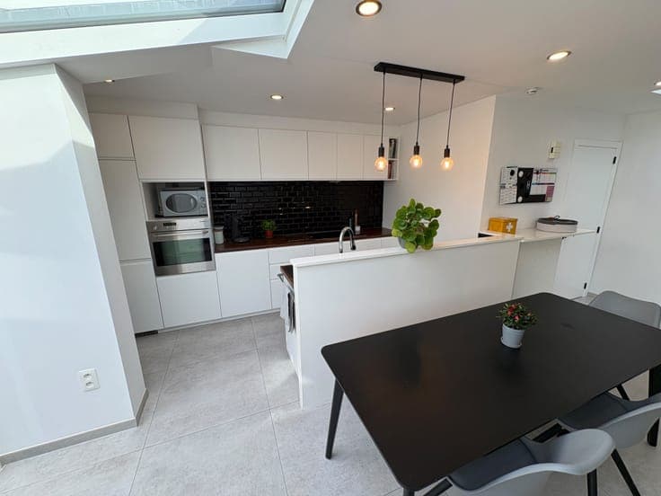 Ready-to-move-in family home with 3 bedrooms and garden
