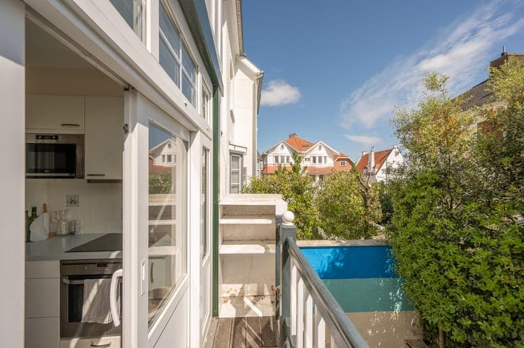 Authentic Charming Villa at Prime Location – Duinendreef,...