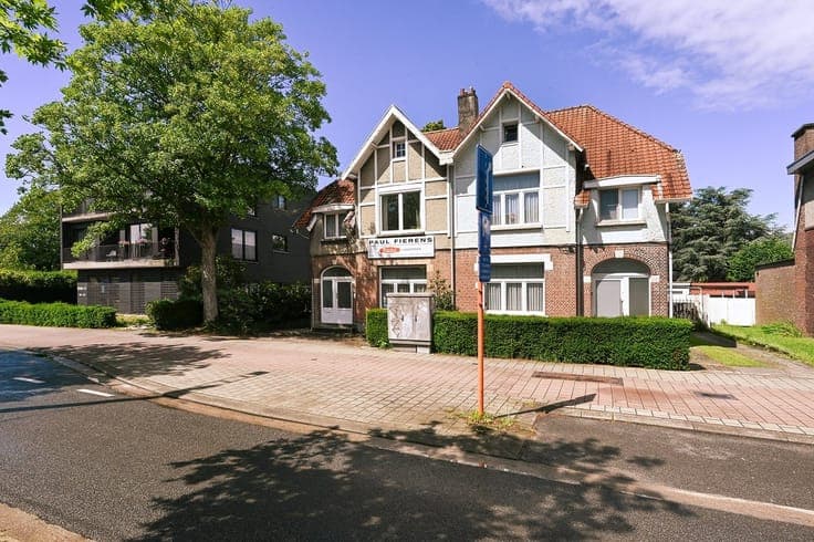 Mixed building
