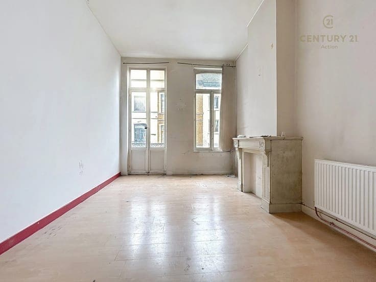 BEAUTIFUL INVESTMENT PROPERTY WITH GARDEN – 3 REGISTERED UNI