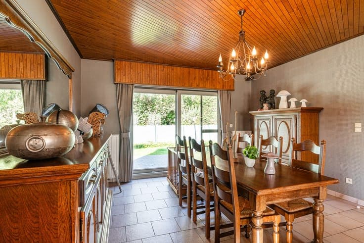 Prima onderhouden bungalow op rustige locatie te Boekhoute