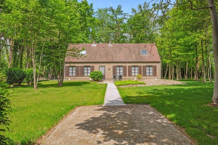 House in Heist-op-den-Berg Hallaar