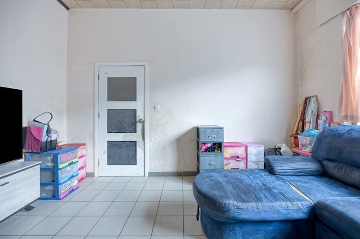 Op te frissen woning met 3 slaapkamers en tuin