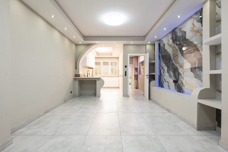 A home ready to move into near the station
