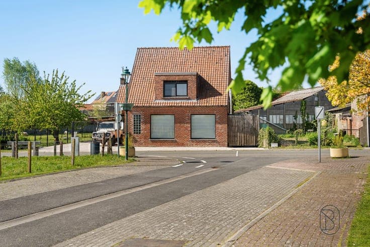 Quiet family home at the foot of Kluisberg