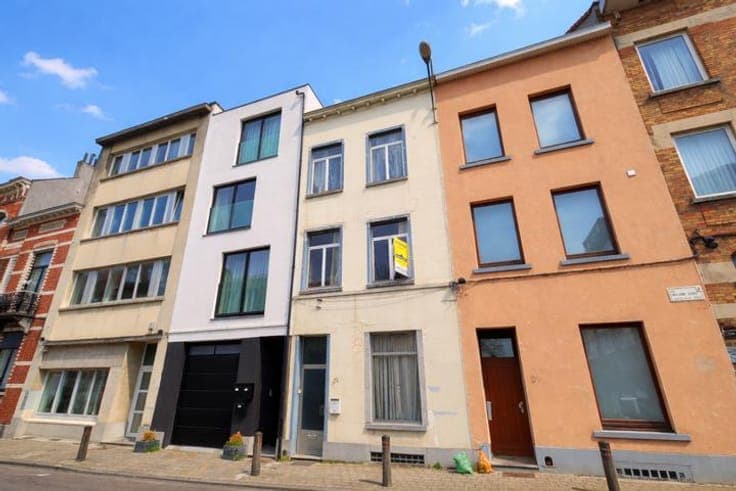BETWEEN JOSAPHAT & PLACE TERDELT - HIGH POTENTIAL