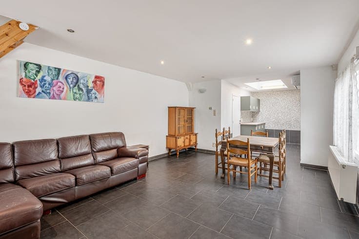 Instapklare woning met 4 slaapkamers op een uitstekende l...