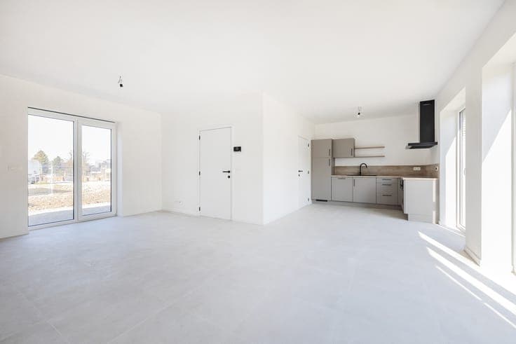 New house, 2 facades, 2 bedrooms with terrace