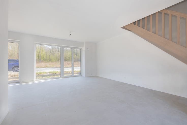 New house, 2 facades, 2 bedrooms with terrace