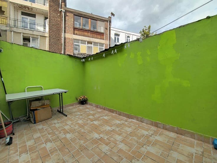 House with courtyard