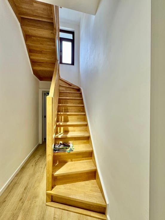 Maison 3 chambres entièrement rénovée – ABITA