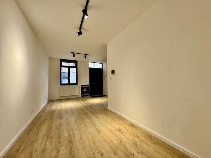Maison 3 chambres entièrement rénovée – ABITA