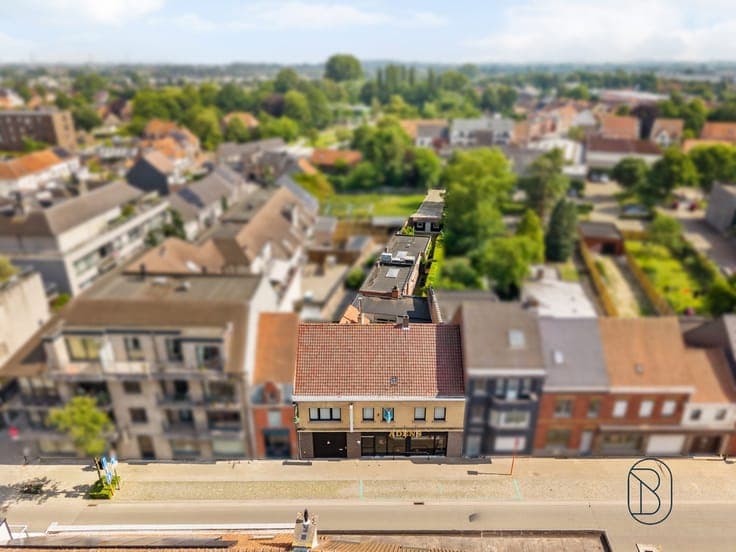 Versatile Commercial Property with Separate Residence