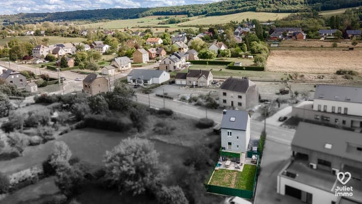 Charmante maison 4 façades entièrement rénovée !