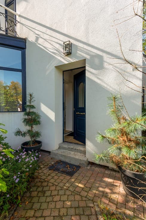 Unique home with a generous garden in green Brasschaat