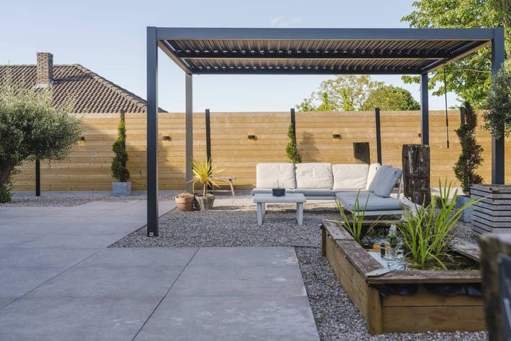 Spacious ready-to-move-in villa with practical options