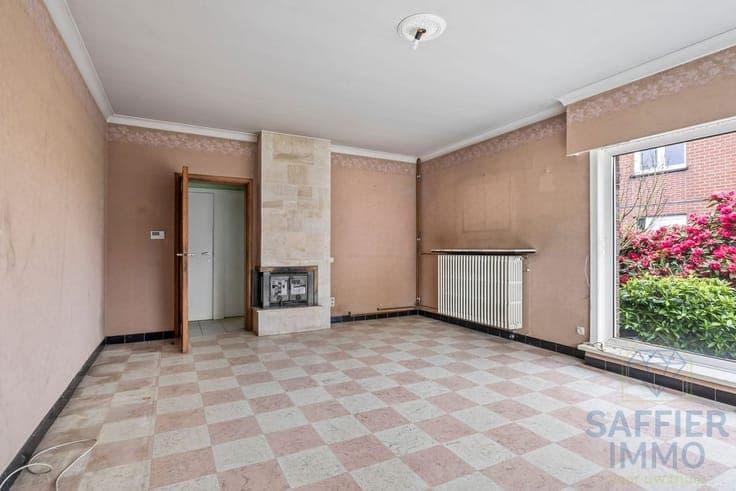 Charmante alleenstaande woning met prachtige tuin op rust...