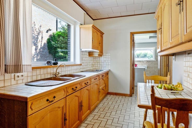 Verrassend ruime, karaktervolle woning te Putte