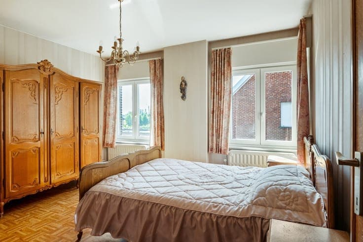 Verrassend ruime, karaktervolle woning te Putte