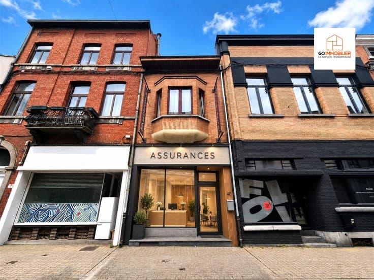 Commercial building