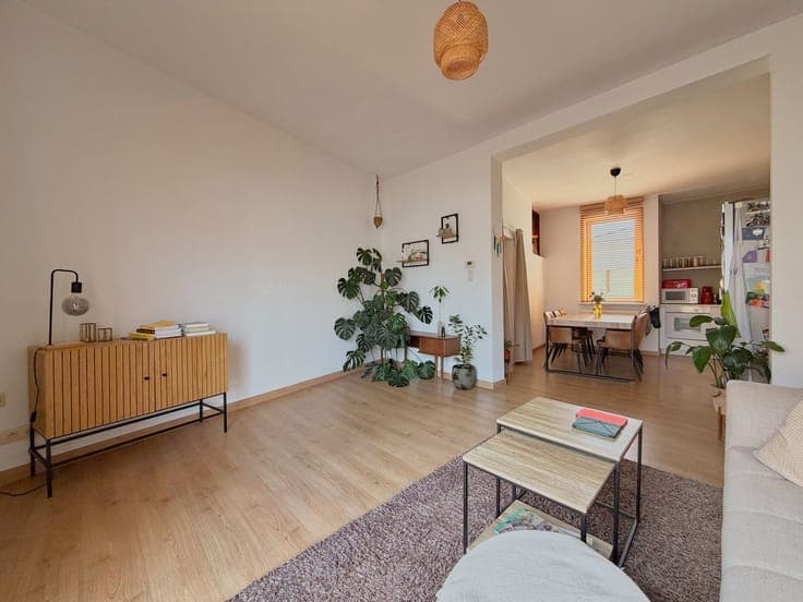 Hippe, lichtrijke woning met garage + terras in Rumbeke