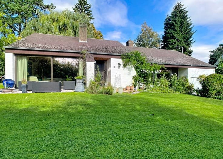 Spacious and bright VILLA - Marnix neighbourhood