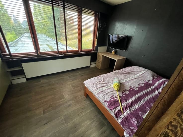 Unique multifunctional property: live and work in one!