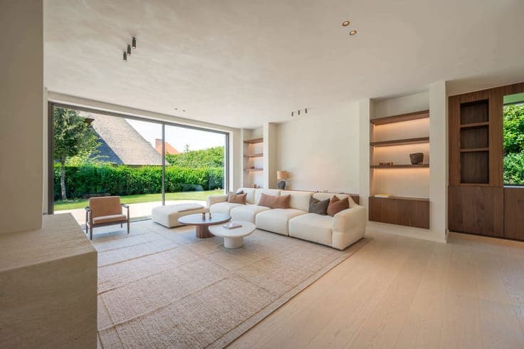 Luxury new-build villa on second line of Magere Schorre