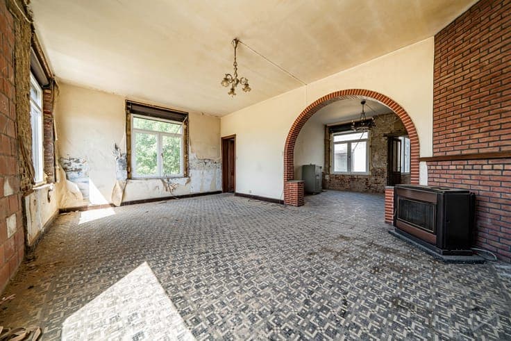 House in Mont-de-l'Enclus