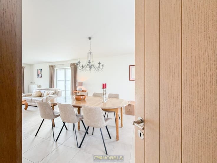 Te koop, Instapklare gezinswoning met 4 slaapkamers nabij...