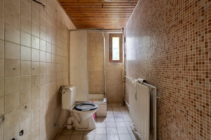 Characterful 1926 townhouse with rare volume
