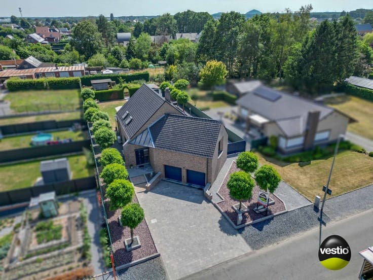 ENERGIEZUINIGE WONING OP 13,52 ARE TE OPGLABBEEK