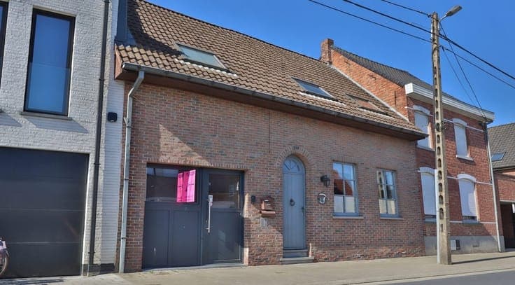 Te koop: Ruime (handels)woning met prachtige tuin in het ...