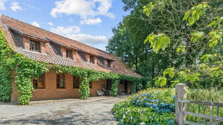 TESSENDERLO - Uniek gelegen hoeve met schuren op 3ha76